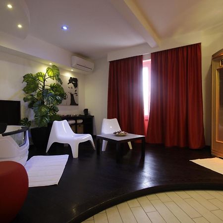 Hotel Paradise Airport Forlì Kültér fotó