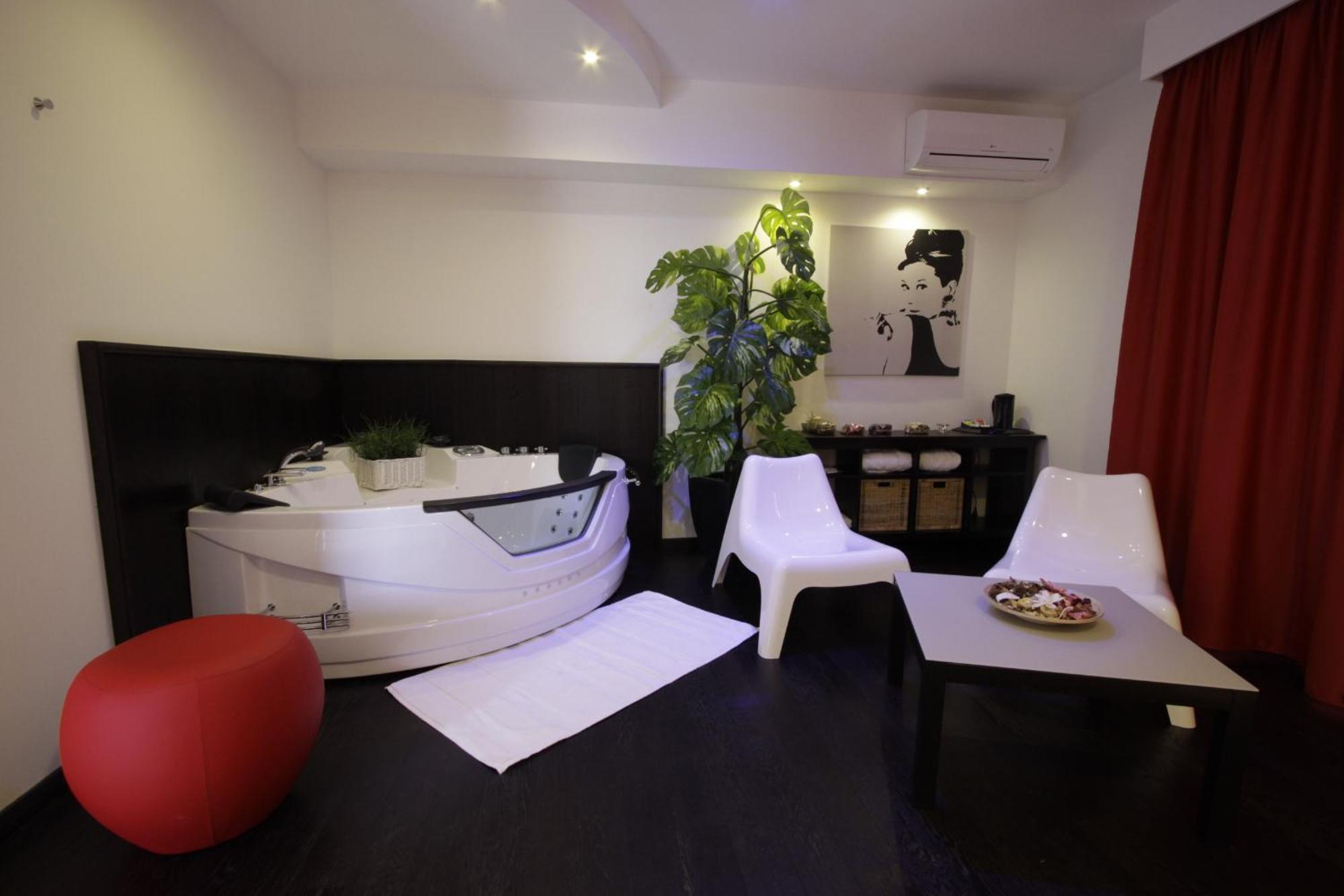 Hotel Paradise Airport Forlì Kültér fotó