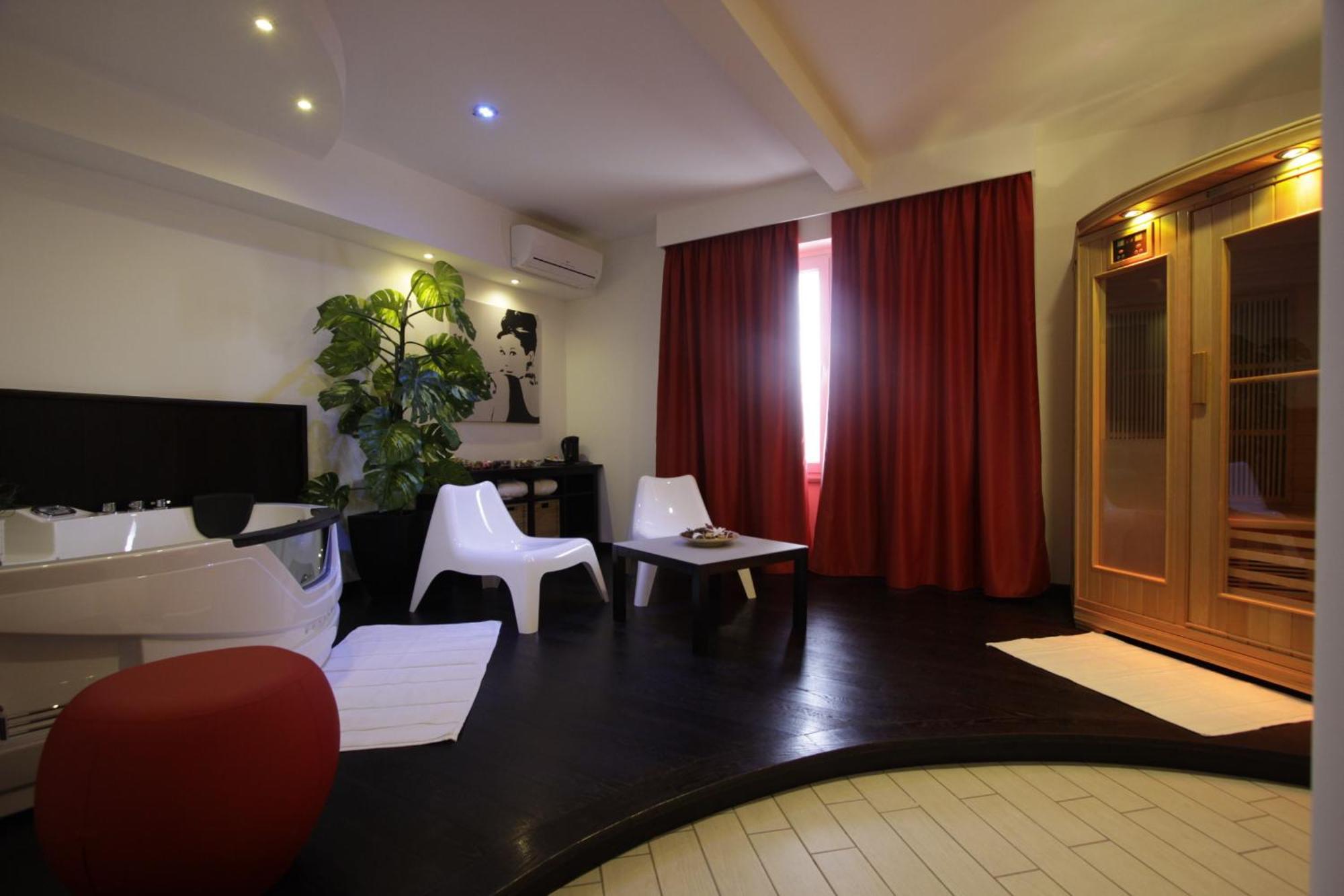 Hotel Paradise Airport Forlì Kültér fotó